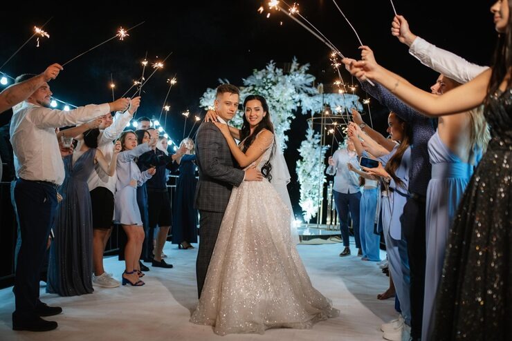 Singing Waiters: How to Plan a Perfect Surprise Entertainment Moment